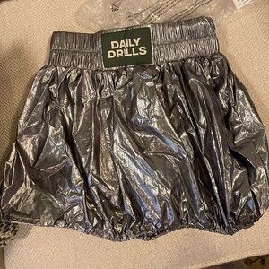DAILY DRILS BUBBLE SKIRT